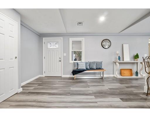9 Exeter Street Danvers, MA 01923 - Photo 16 of 29 Gallery Image 16