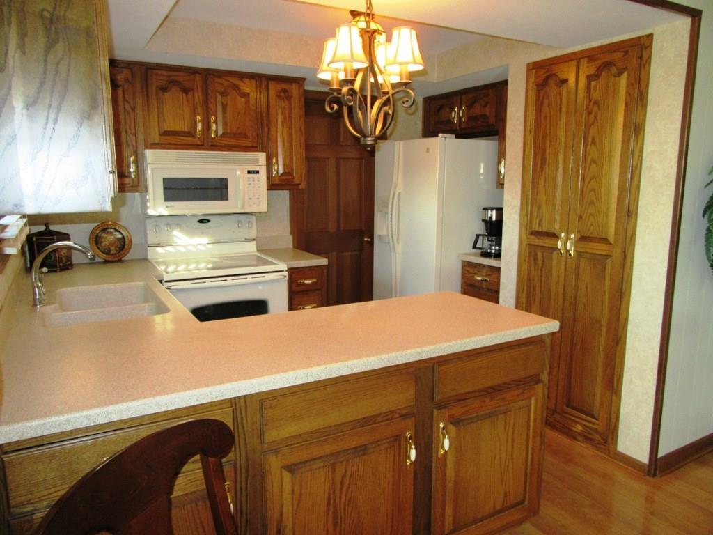 7330 South Franklin Road Indianapolis, IN 46259 - Photo 9 of 24 Gallery Image 9