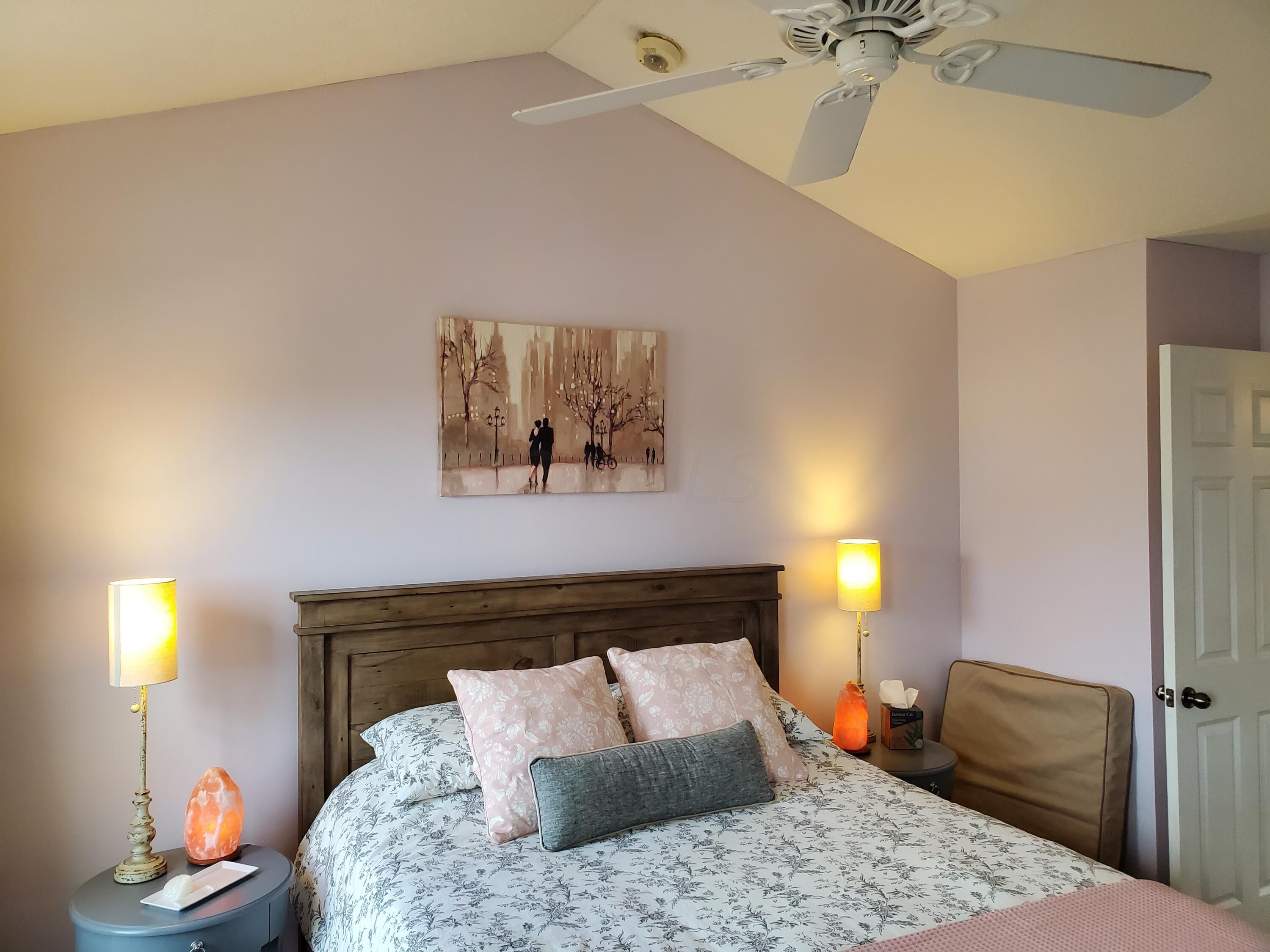 8328 Bruntsfield Road Columbus, OH 43235 - Photo 10 of 21 20220924_171242