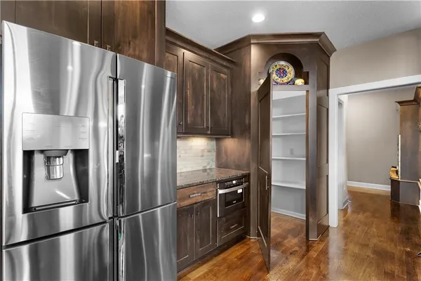 $549,900 | 22905 East 42nd St Court South, Blue Springs, MO 64015