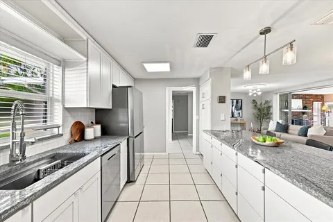 $549,000 | 1354 62nd Avenue South, St. Petersburg, FL 33705