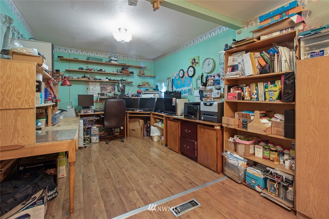 14010 Southeast 198th Place Renton, WA 98058 - Photo 10 of 23 Gallery Image 10