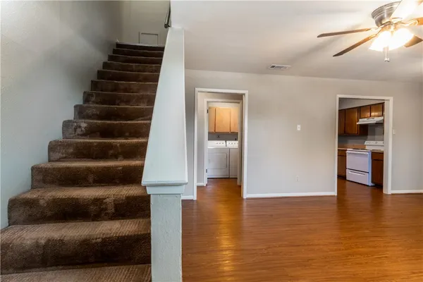 $1,045 | 1801 Treehouse Trail, Unit A, College Station, TX 77845