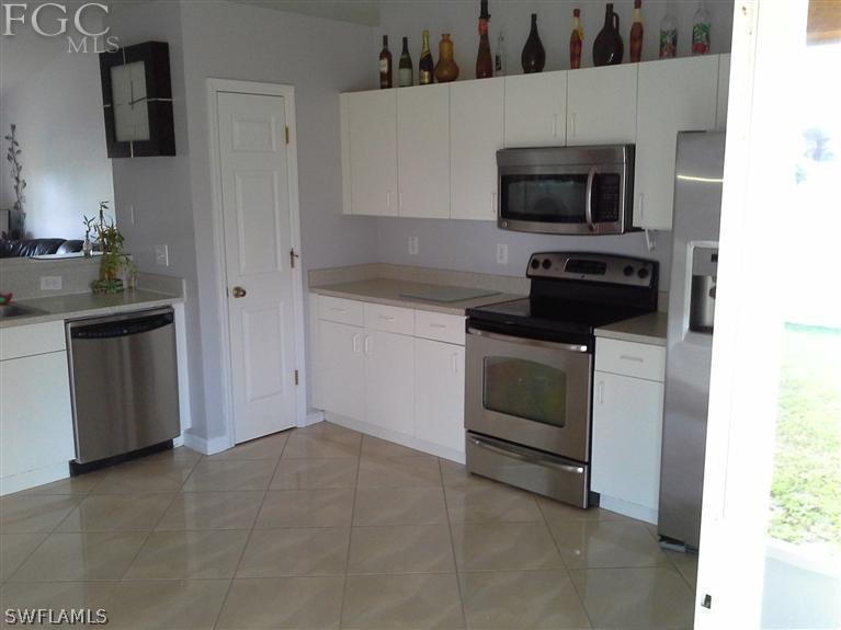676 Homestead Road South, Unit 39 Lehigh Acres, FL 33974 - Photo 5 of 13 Gallery Image 5