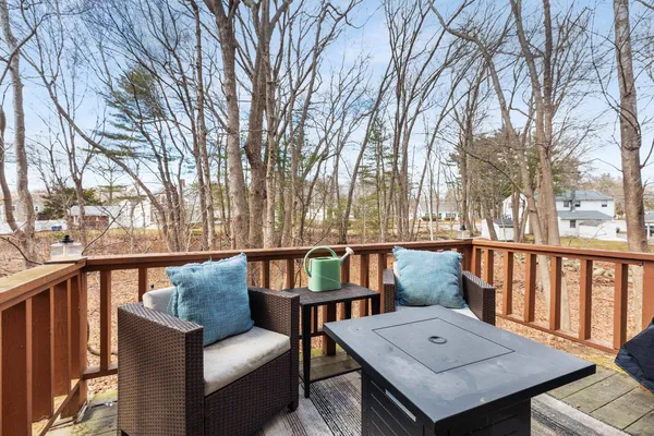 $424,900 | 65 Dunvegan Wds Drive, Hampton, NH 03842