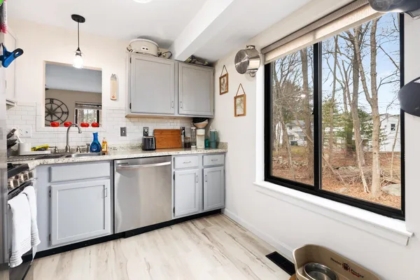 $424,900 | 65 Dunvegan Wds Drive, Hampton, NH 03842