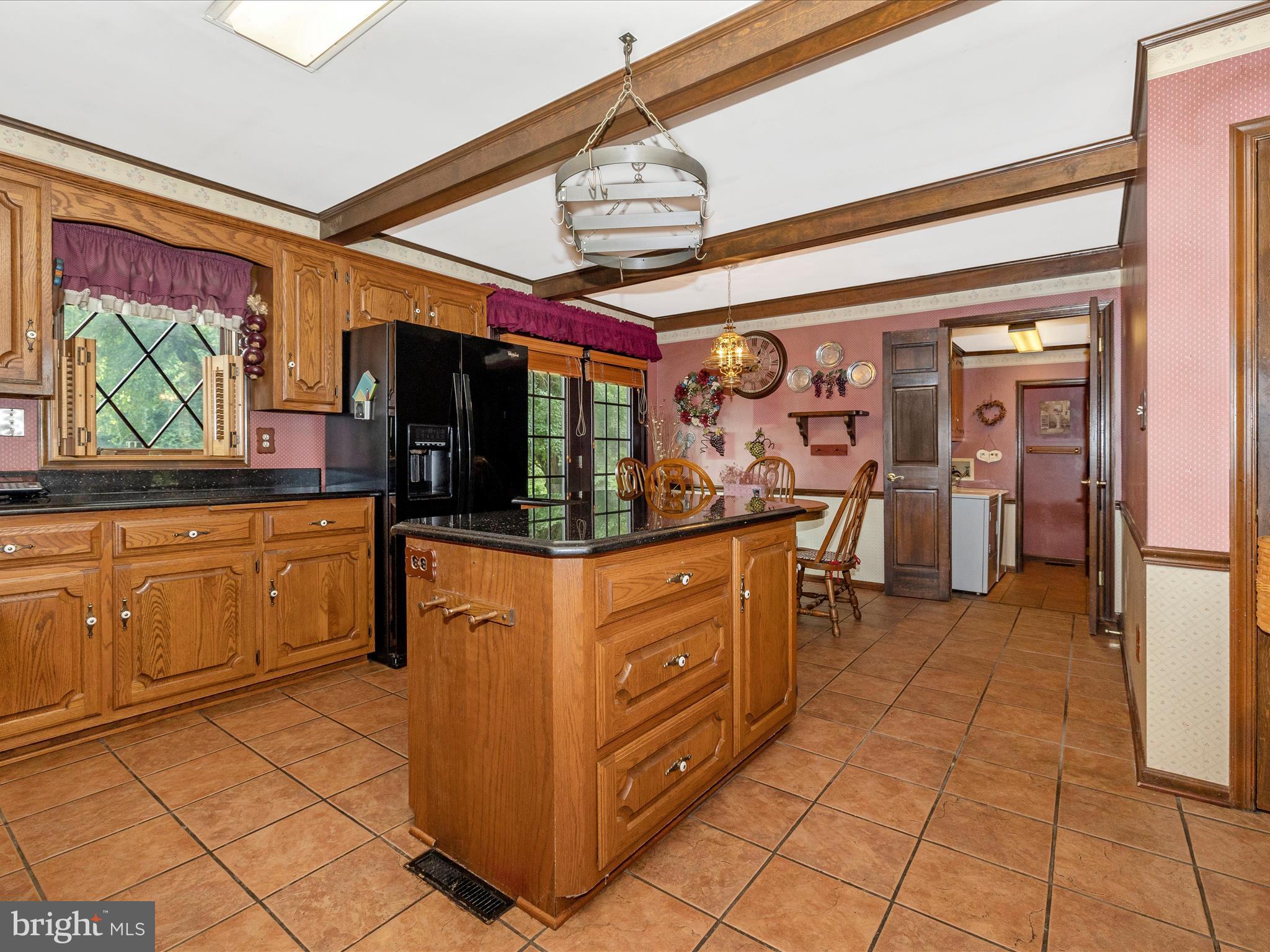 9430 Watkins Road Gaithersburg, MD 20882 - Photo 13 of 76 Kitchen