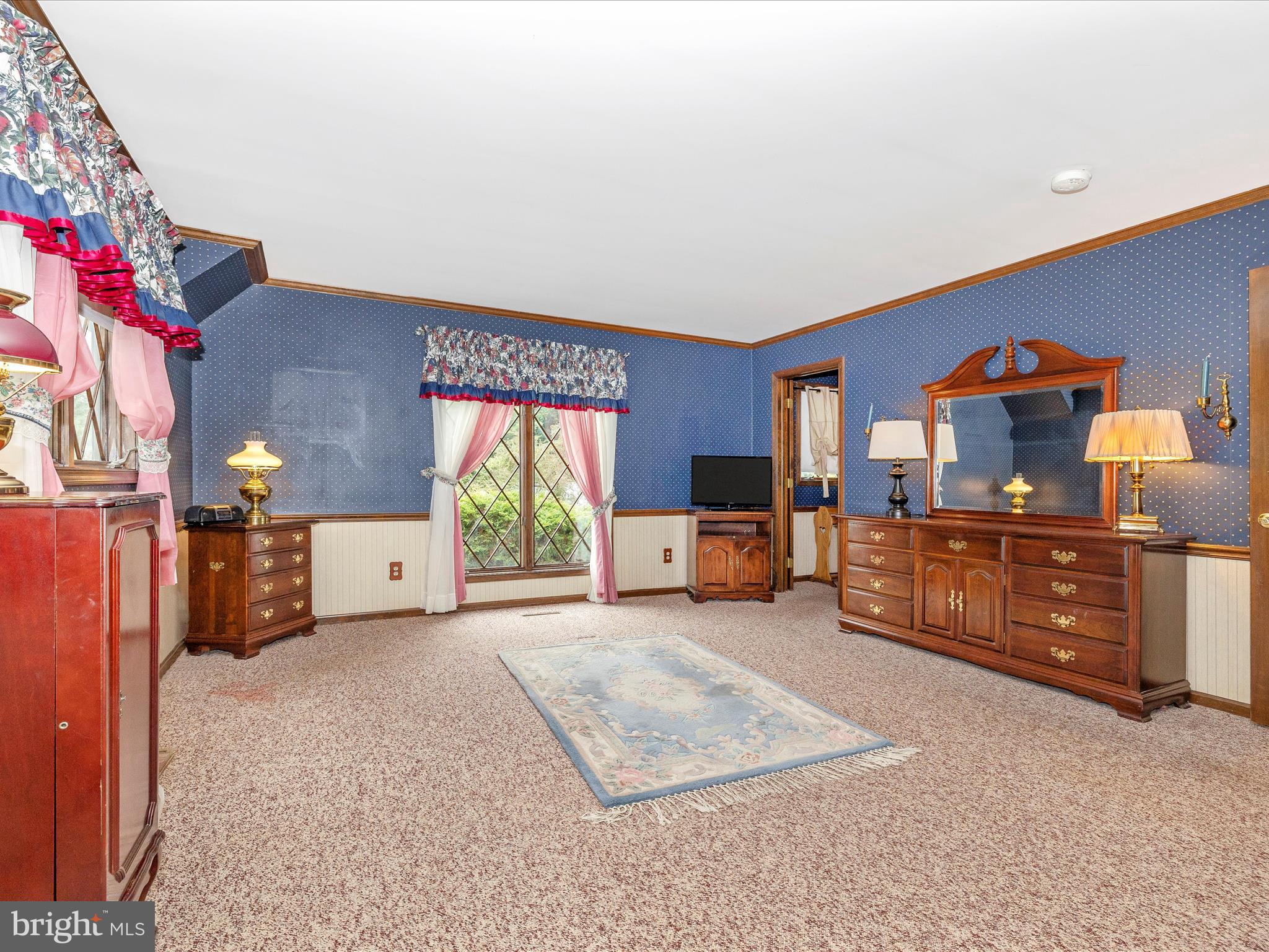 9430 Watkins Road Gaithersburg, MD 20882 - Photo 23 of 76 Primary Bedroom