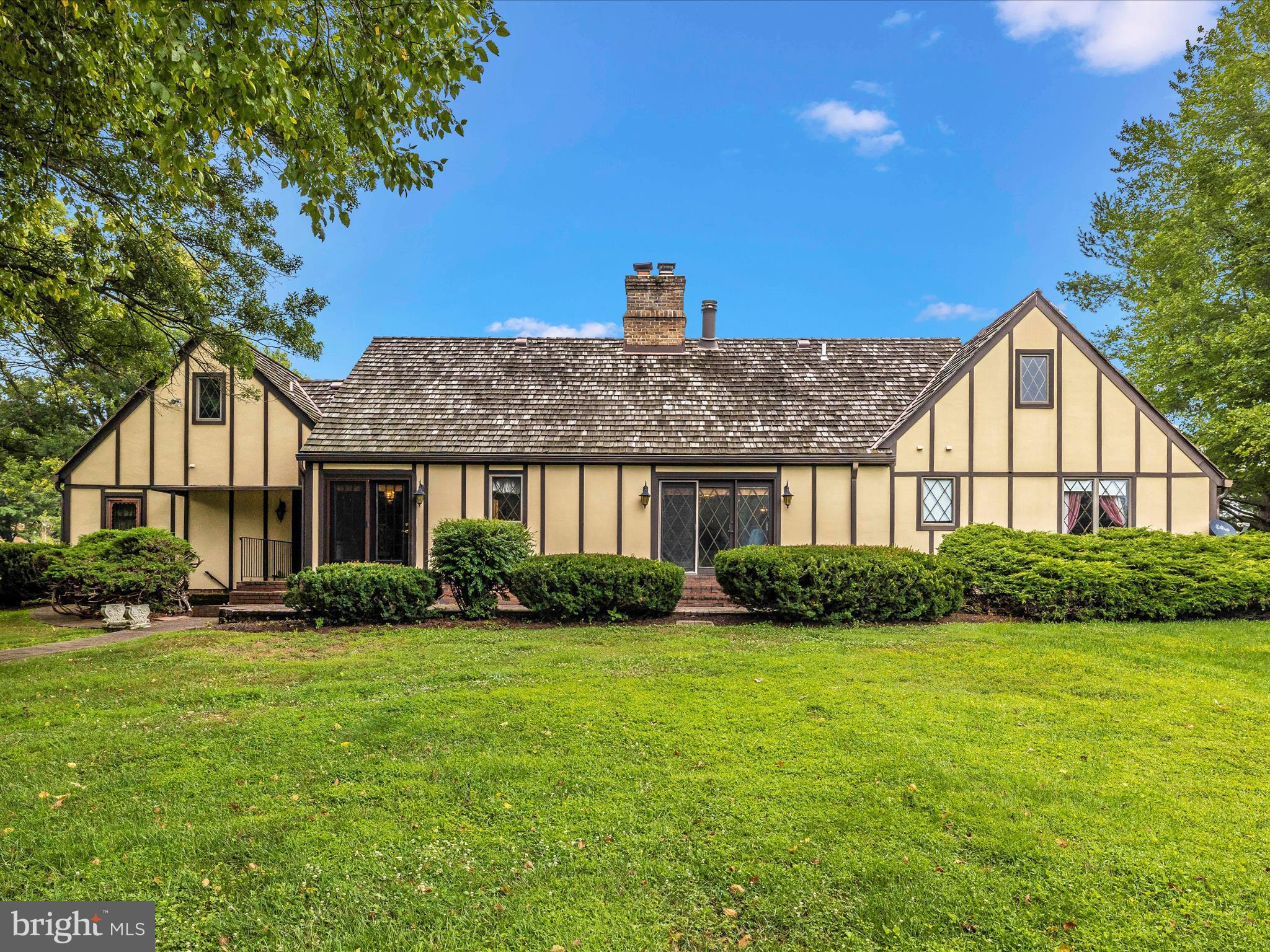 9430 Watkins Road Gaithersburg, MD 20882 - Photo 52 of 76 Exterior Back