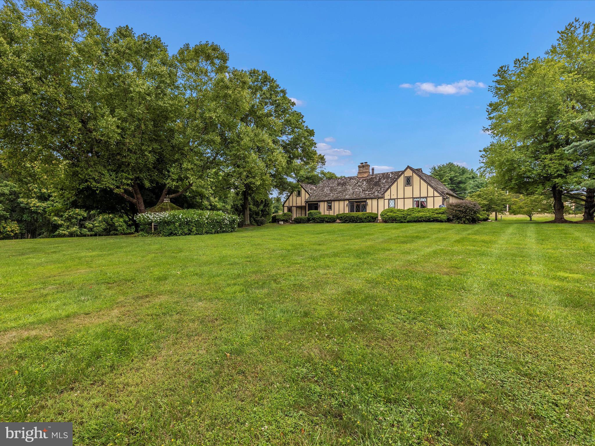 9430 Watkins Road Gaithersburg, MD 20882 - Photo 53 of 76 Exterior Back