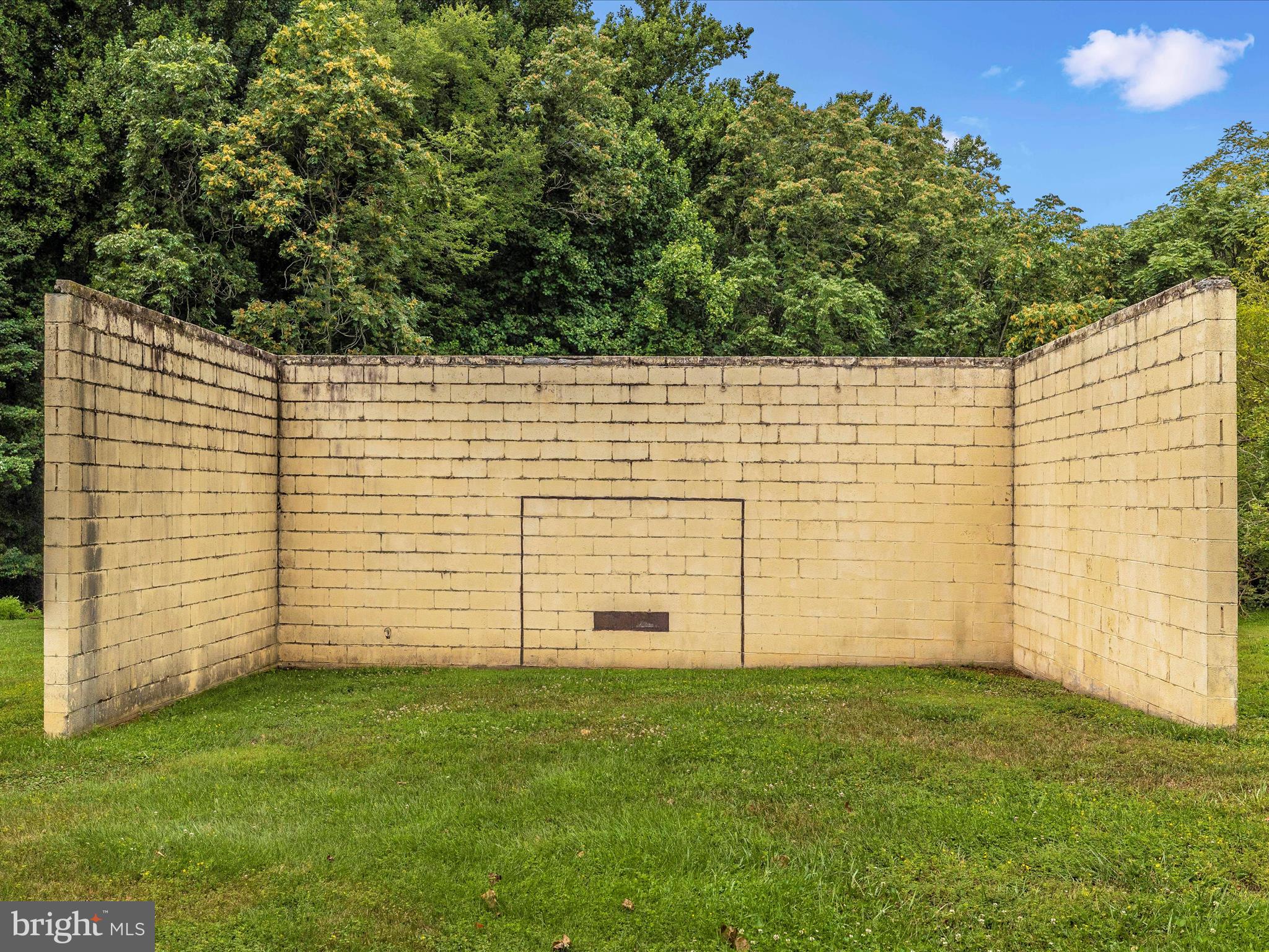 9430 Watkins Road Gaithersburg, MD 20882 - Photo 54 of 76 Exterior Back