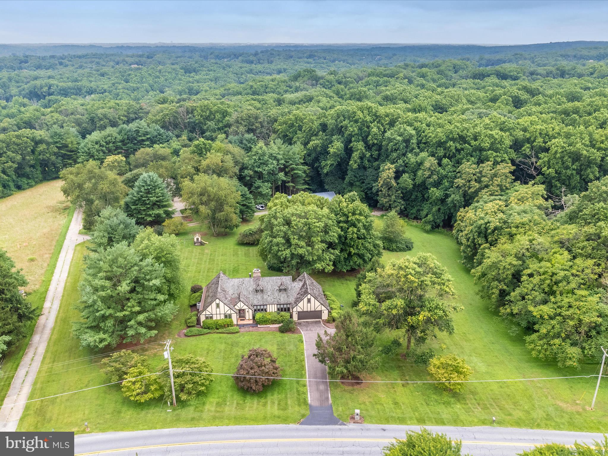 9430 Watkins Road Gaithersburg, MD 20882 - Photo 60 of 76 Aerial Front