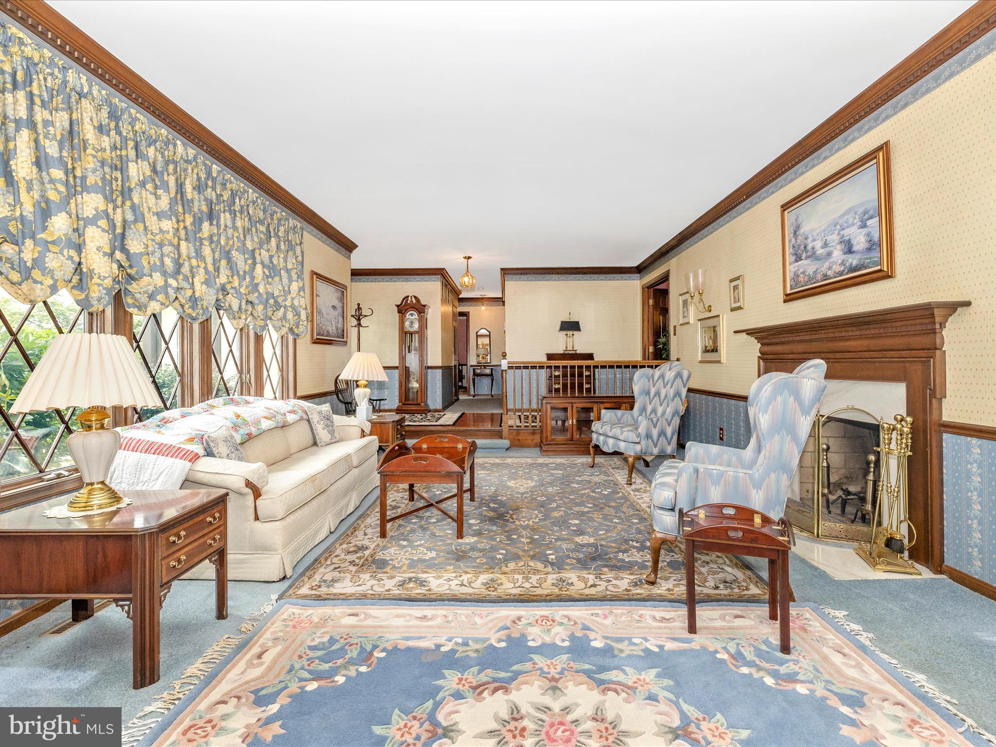 9430 Watkins Road Gaithersburg, MD 20882 - Photo 6 of 76 Living Room