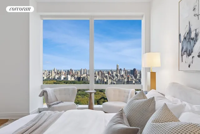 $6,890,000 | 25 Columbus Circle, Unit 57B | Upper West Side