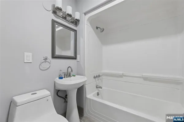 $629,000 | 18 South Road, Wayne, NJ 07470