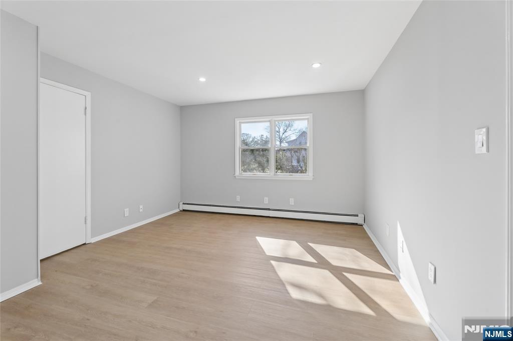 18 South Road Wayne, NJ 07470 - Photo 18 of 32