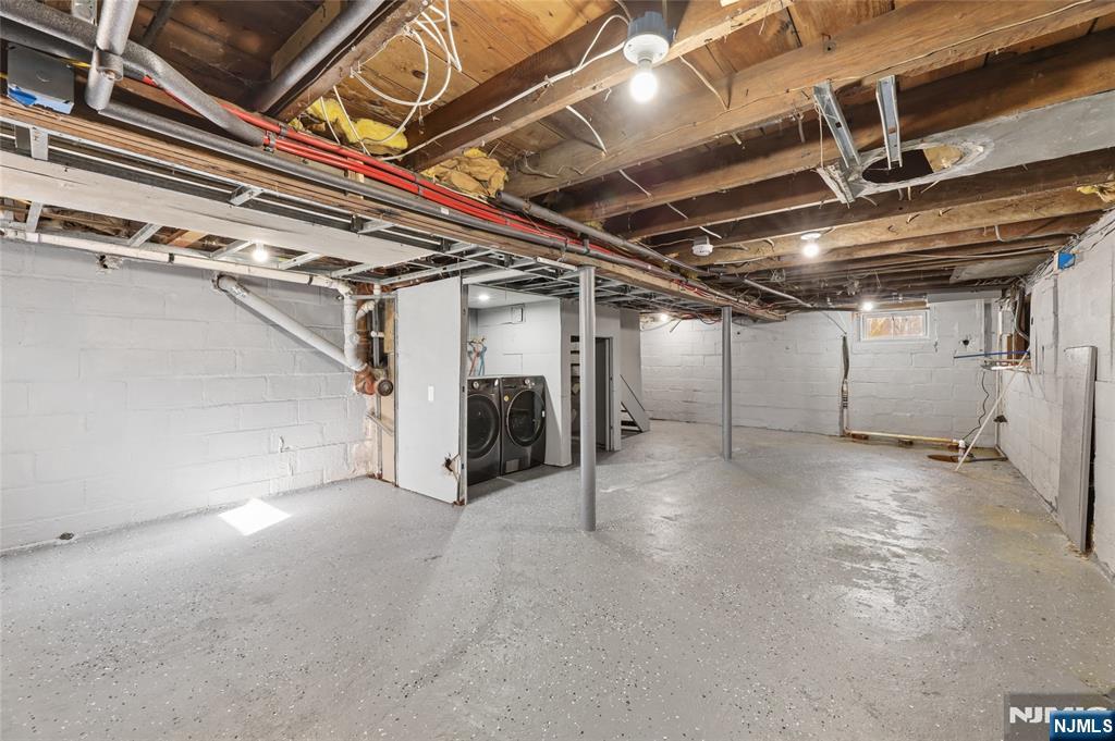 18 South Road Wayne, NJ 07470 - Photo 20 of 32