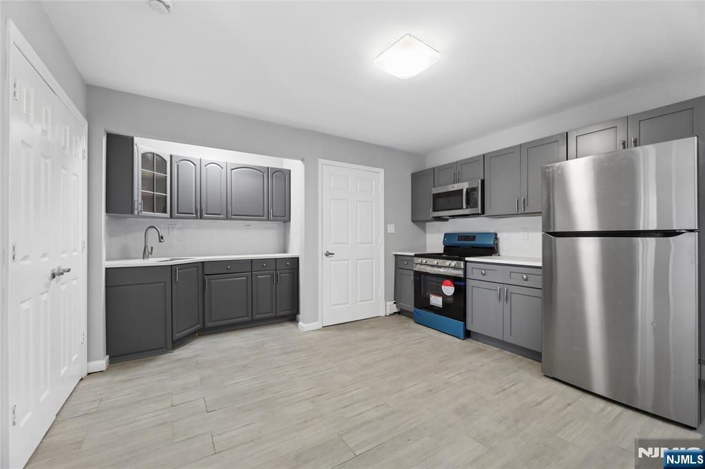 18 South Road Wayne, NJ 07470 - Photo 24 of 32