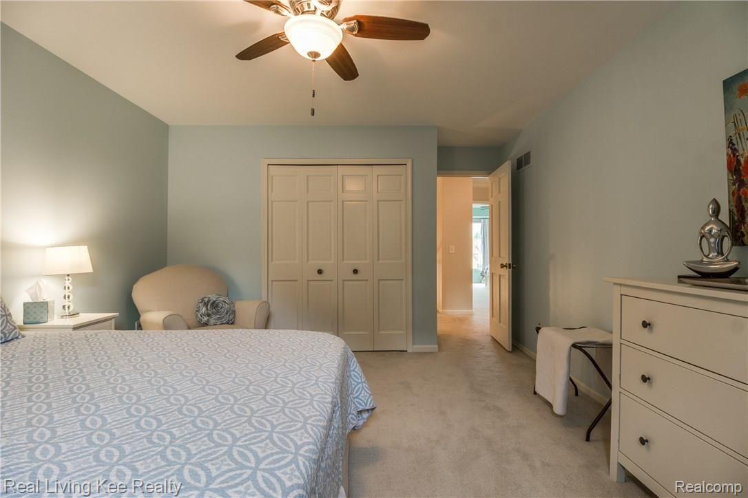 3767 Summit Ridge Drive Rochester, MI 48306 - Photo 44 of 66 36.jpg