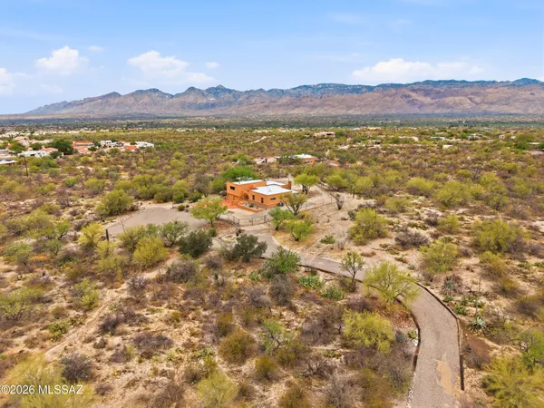 $619,000 | 11155 East St James Road, Tucson, AZ 85748