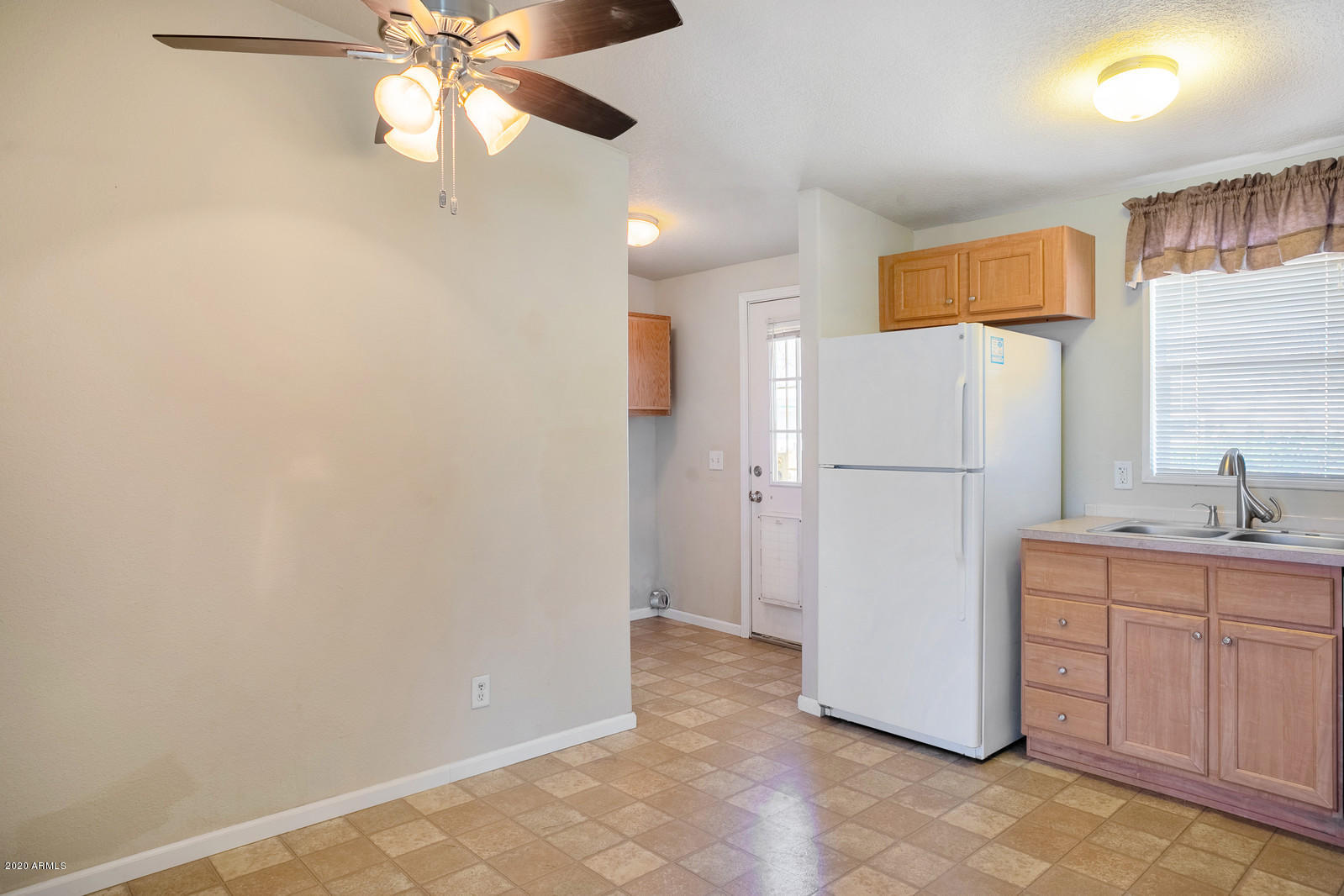 18443 Quail Road Peeples Valley, AZ 86332 - Photo 13 of 23 08_18443_S_Quail_Rd__08_mls