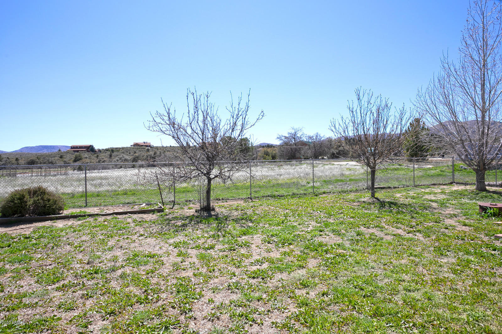 18443 Quail Road Peeples Valley, AZ 86332 - Photo 3 of 23 26_18443_S_Quail_Rd__26_mls