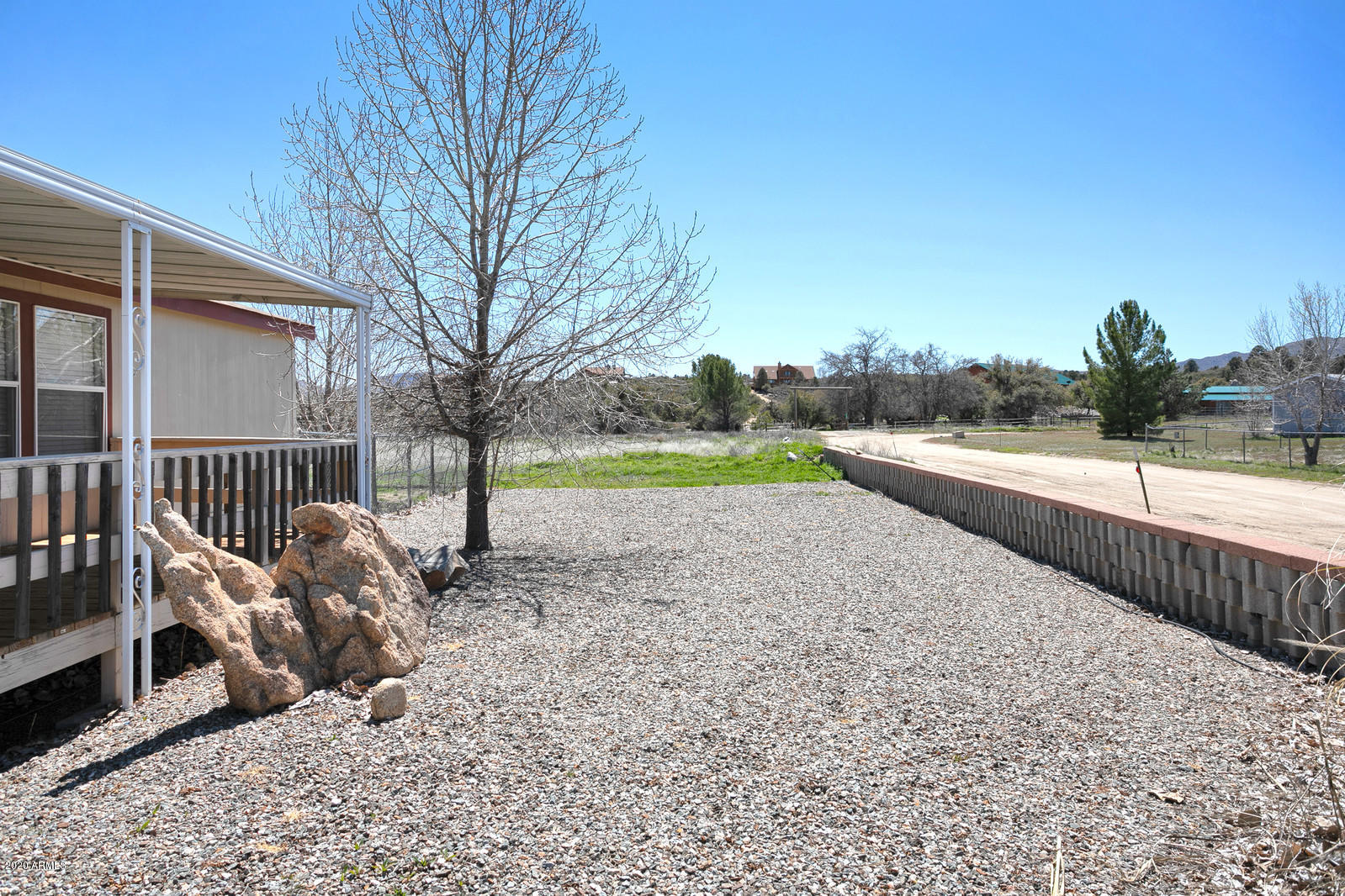 18443 Quail Road Peeples Valley, AZ 86332 - Photo 8 of 23 22_18443_S_Quail_Rd__22_mls