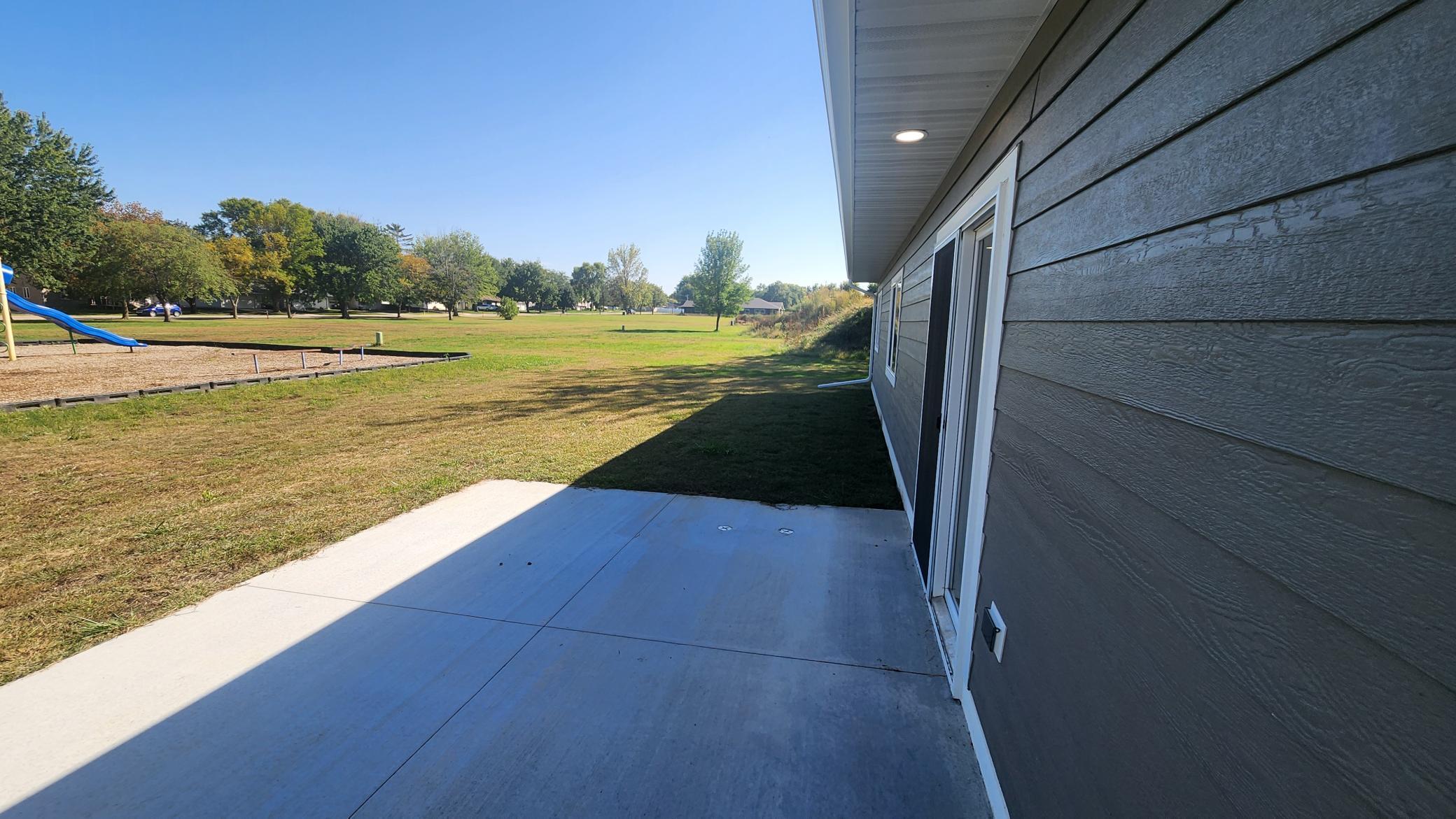 903 7th Avenue Southwest Pipestone, MN 56164 - Photo 9 of 29