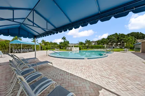 a view of outdoor space yard deck and patio