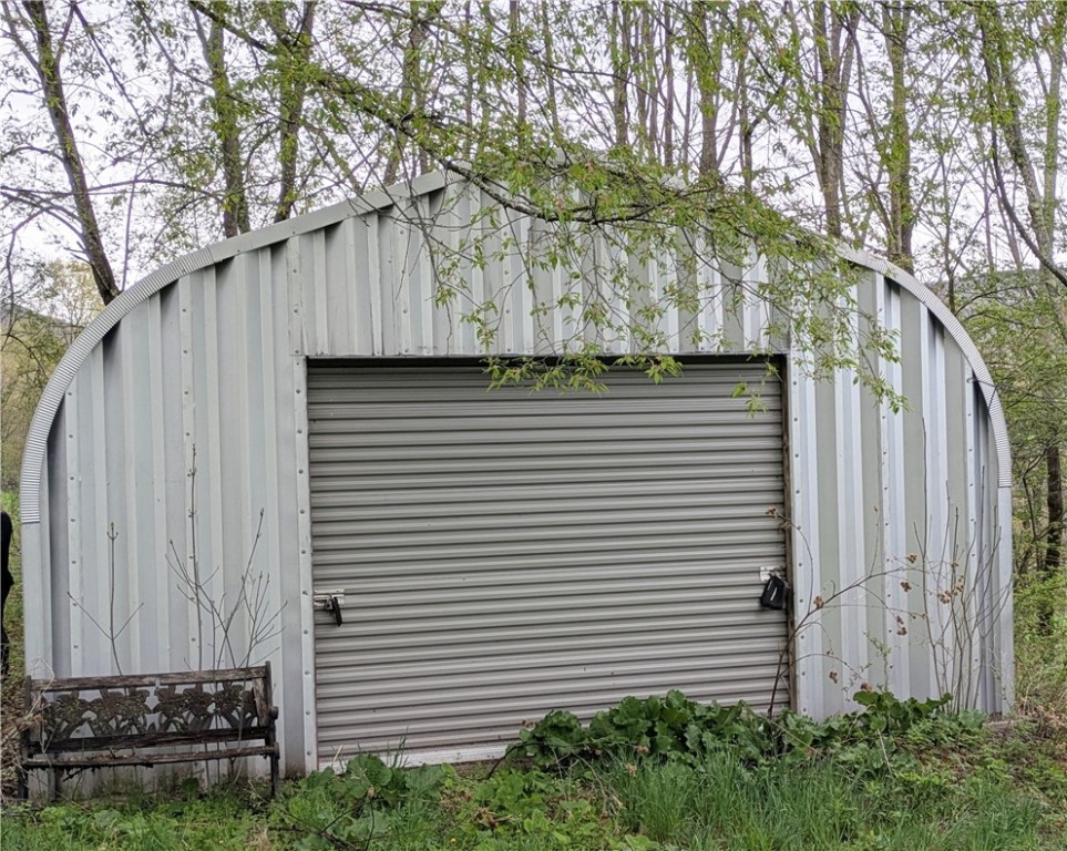 659 West Highland Road Stamford, NY 13788 - Photo 6 of 10 Quonset Hut