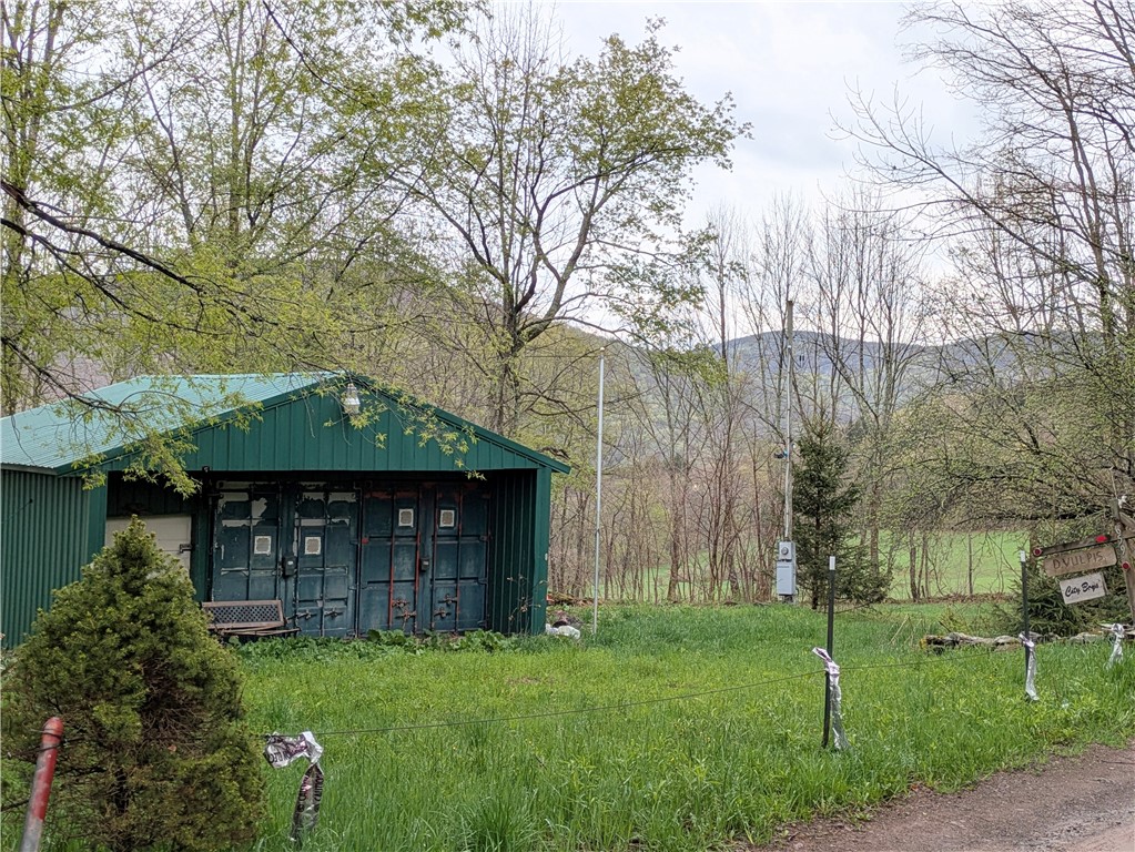 659 West Highland Road Stamford, NY 13788 - Photo 7 of 10 Front entrance to property