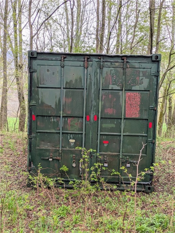 659 West Highland Road Stamford, NY 13788 - Photo 9 of 10 storage container