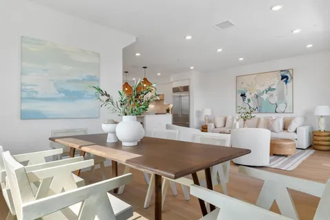 $1,995,000 | 320 Chinquapin Avenue, Carlsbad, CA 92008