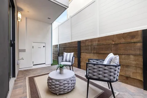 $1,995,000 | 320 Chinquapin Avenue, Carlsbad, CA 92008