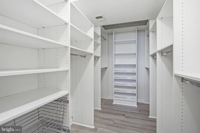 $795,000 | 9013 Helmsley Drive, Clinton, MD 20735