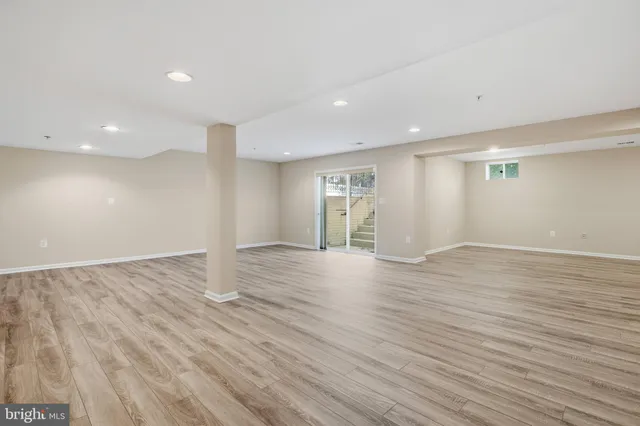 $795,000 | 9013 Helmsley Drive, Clinton, MD 20735