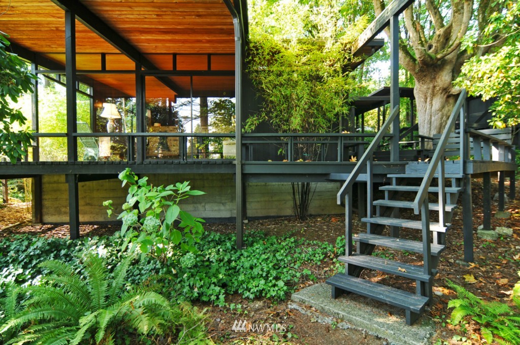 18918 Ross Road Bothell, WA 98011 - Photo 13 of 15 Gallery Image 13