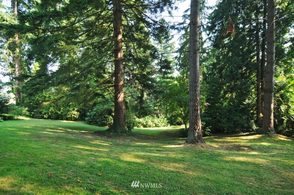 18918 Ross Road Bothell, WA 98011 - Photo 15 of 15 Gallery Image 15