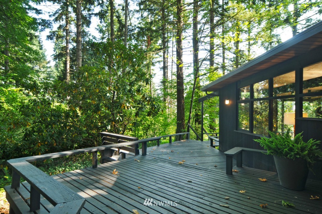 18918 Ross Road Bothell, WA 98011 - Photo 10 of 15 Gallery Image 10