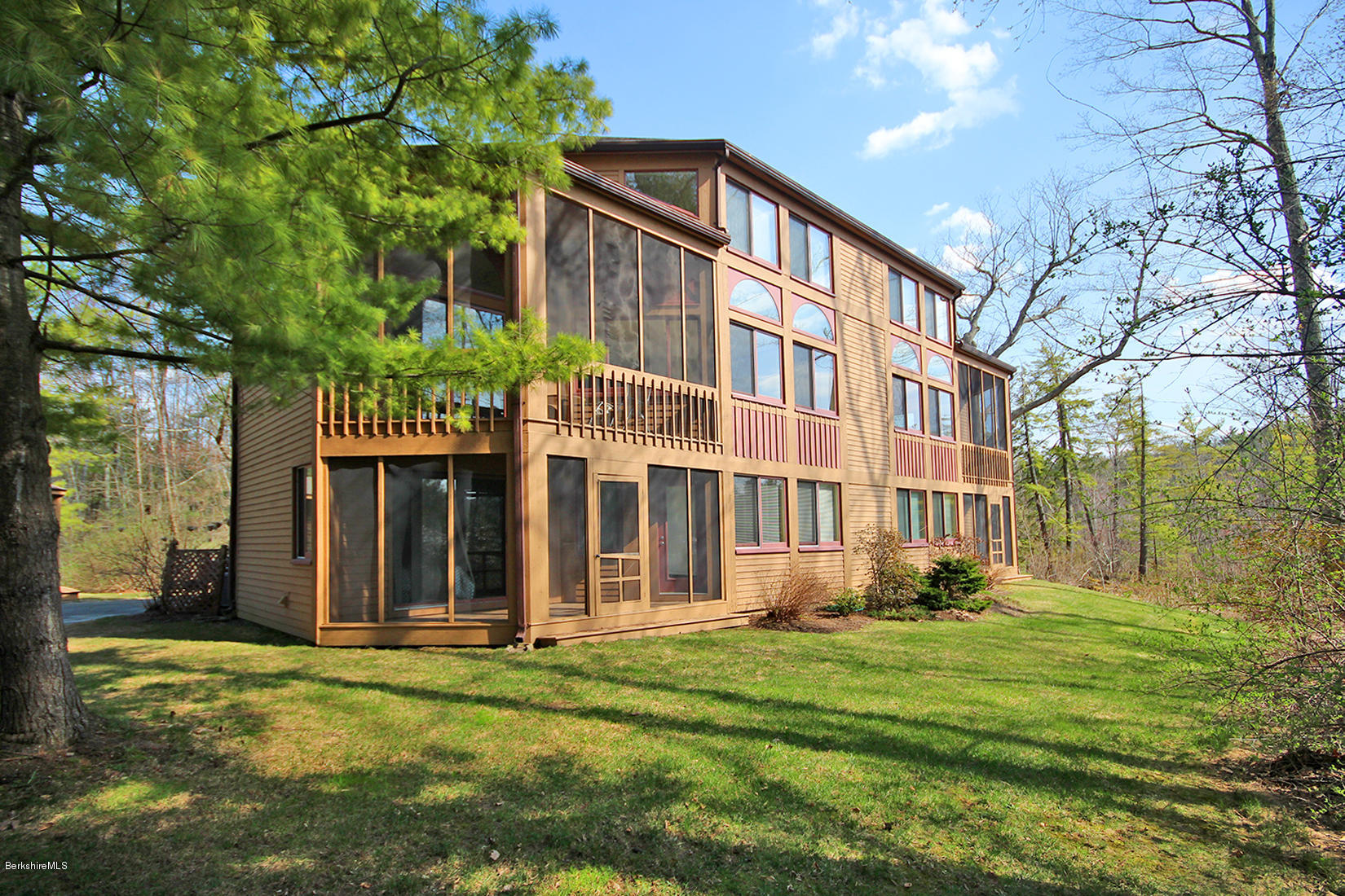 19 Hawthorne Road, Unit 13A Stockbridge, MA 01240 - Photo 1 of 25 LAKESIDE VILLA