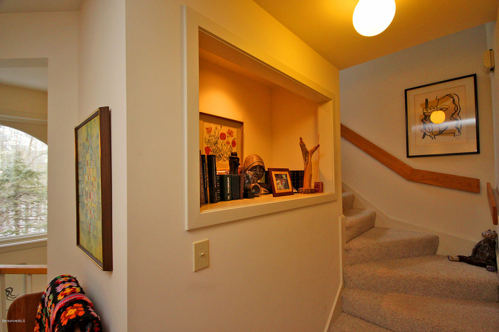 19 Hawthorne Road, Unit 13A Stockbridge, MA 01240 - Photo 13 of 25 STAIRWAY TO MASTER BEDROOM