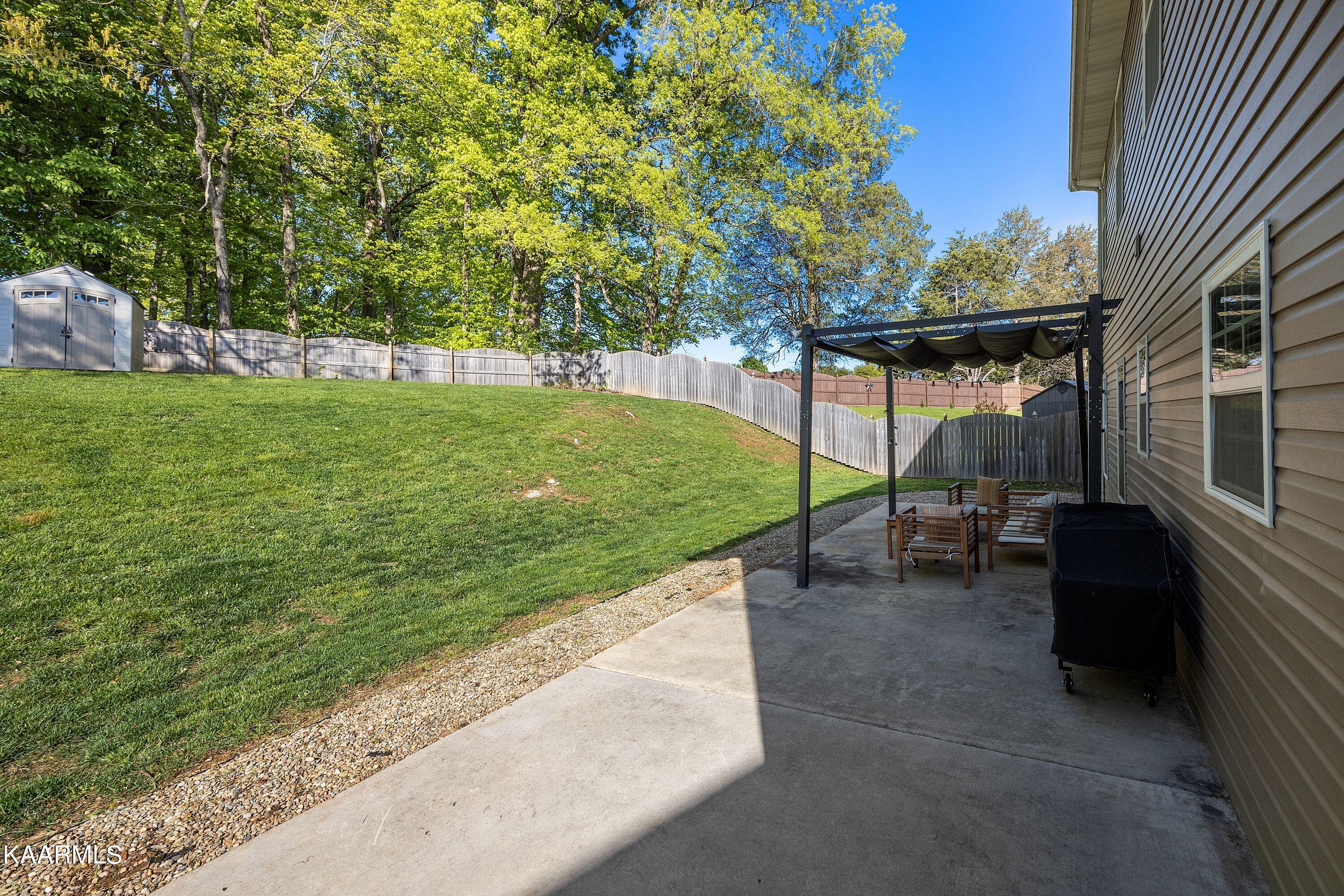 7415 Ladd Road Powell, TN 37849 - Photo 34 of 37 Y3_JY4A4510_RZ