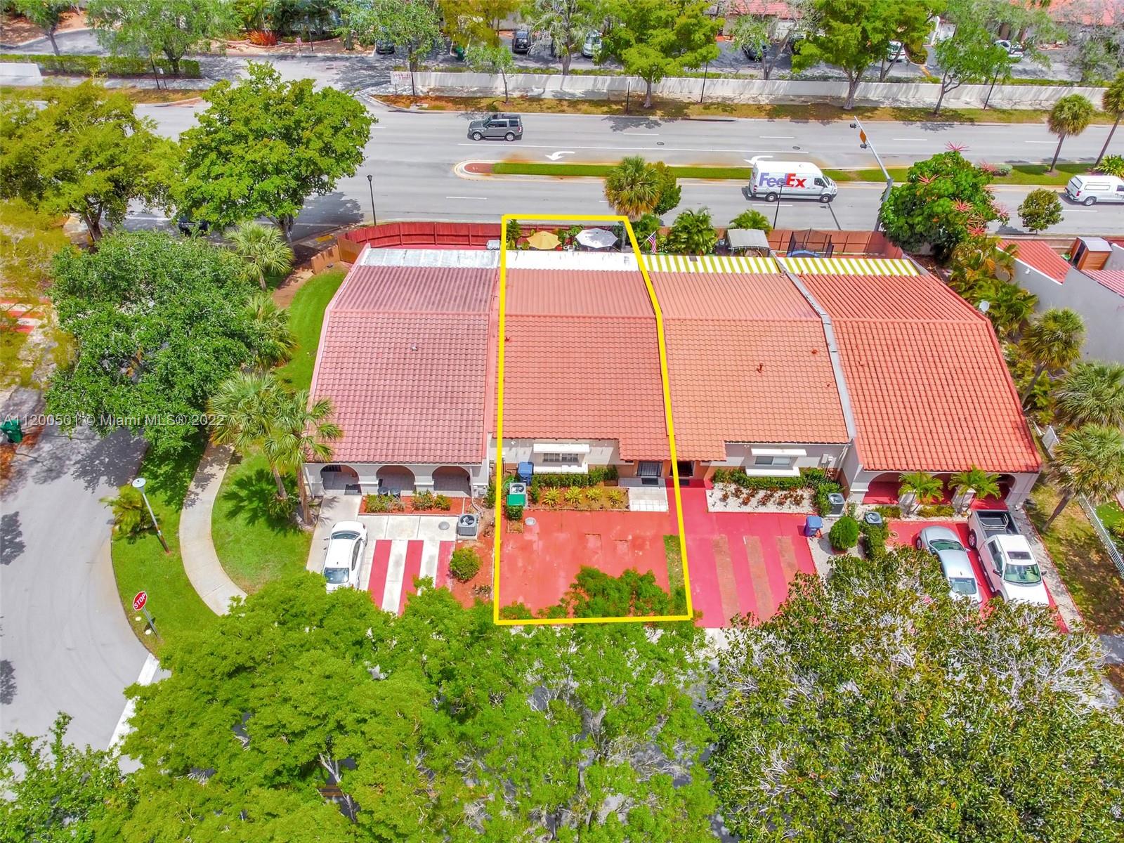 6939 Holly Road Miami Lakes, FL 33014 - Photo 29 of 31 Gallery Image 29
