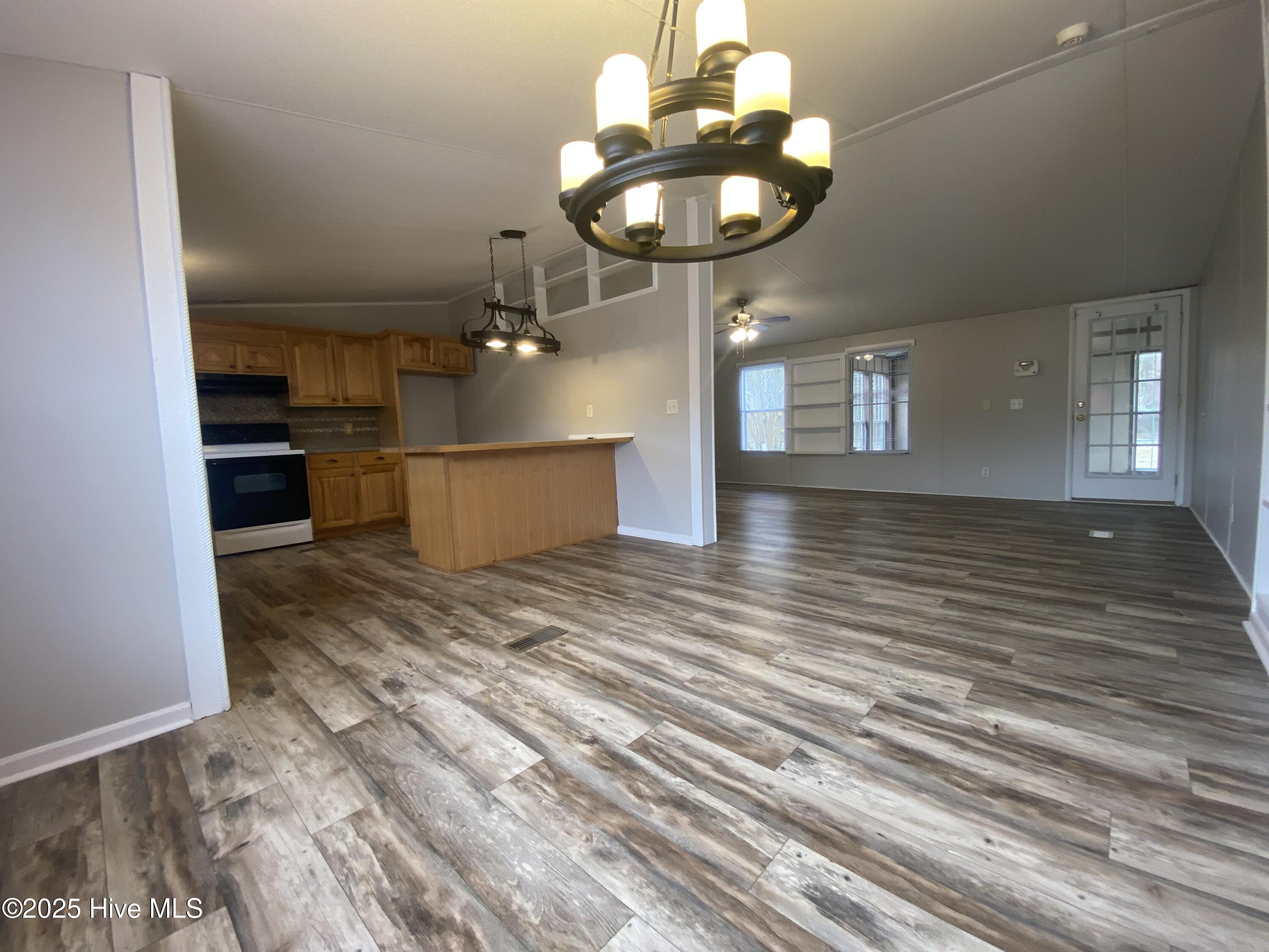 600 Charlie Braswell Road Goldsboro, NC 27530 - Photo 4 of 34 IMG_3497