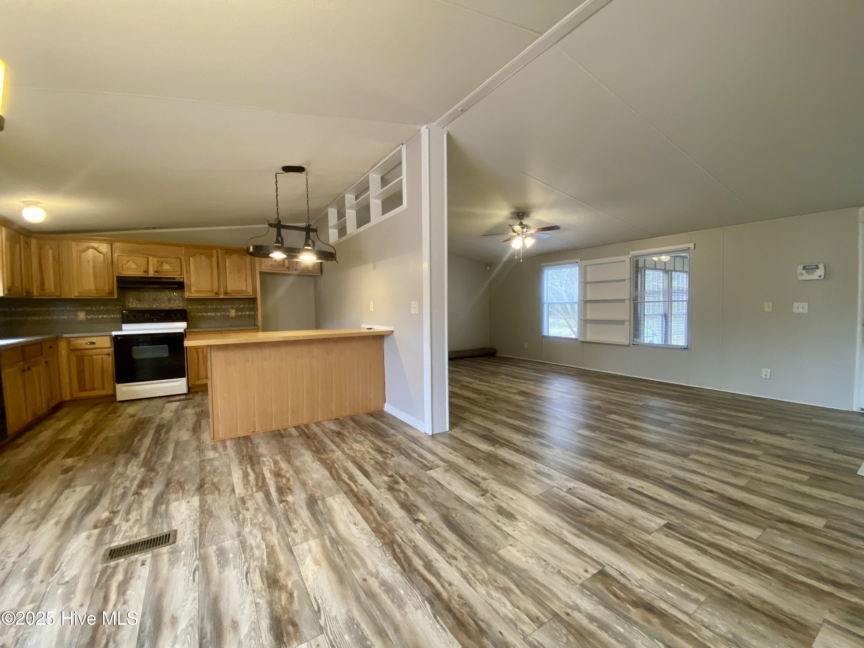 600 Charlie Braswell Road Goldsboro, NC 27530 - Photo 5 of 34 IMG_3522