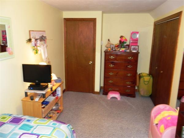 215 Old Webster Road Oxford, MA 01540 - Photo 14 of 19 Gallery Image 14