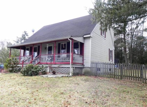 215 Old Webster Road Oxford, MA 01540 - Photo 15 of 19 Gallery Image 15