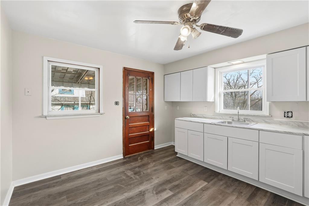 1865 Montour St Extension Coraopolis, PA 15108 - Photo 6 of 41