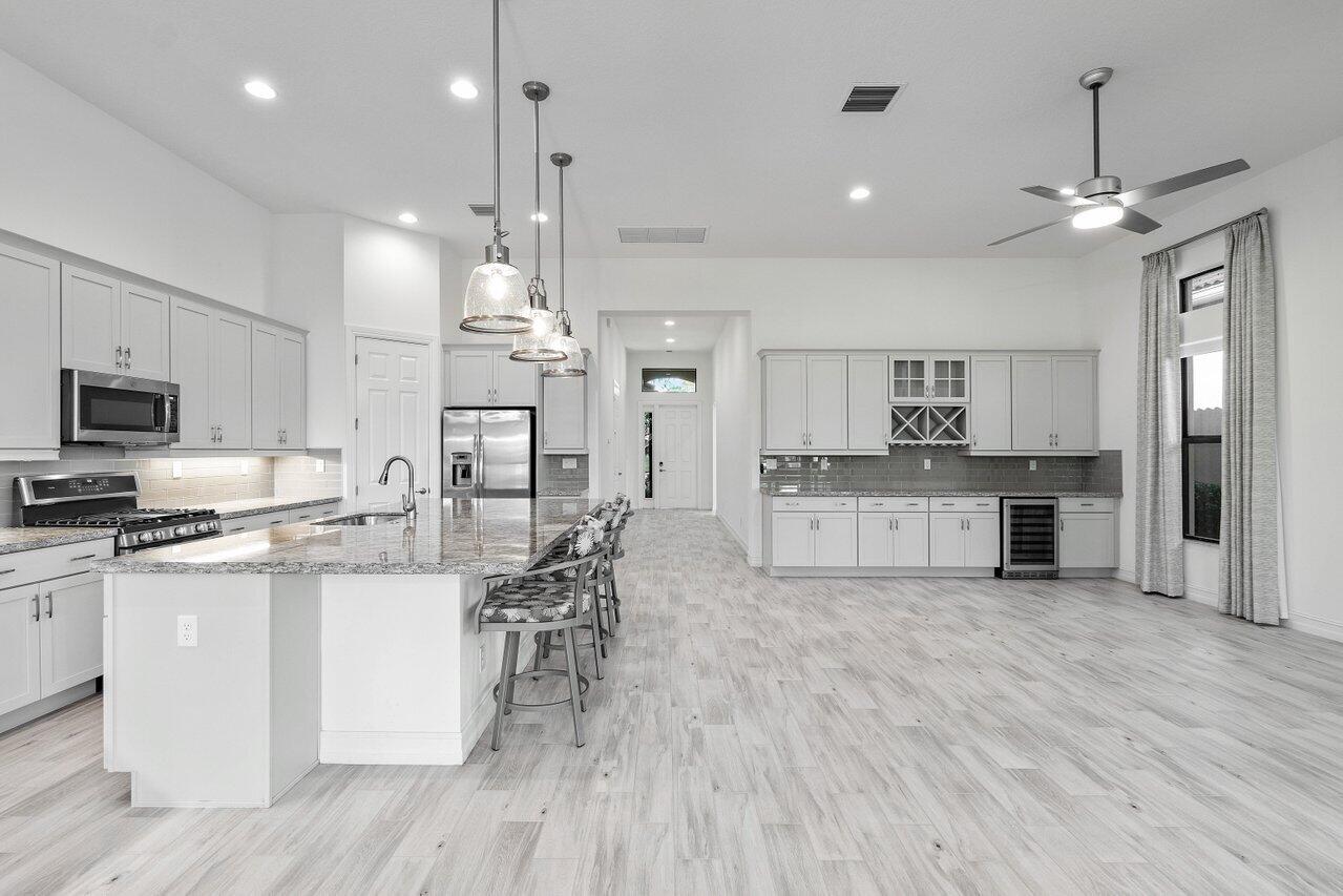 11927 Leon Circle Parkland, FL 33076 - Photo 13 of 37 Great Room