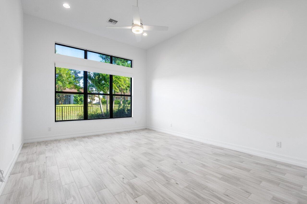 11927 Leon Circle Parkland, FL 33076 - Photo 14 of 37 Primary Suite